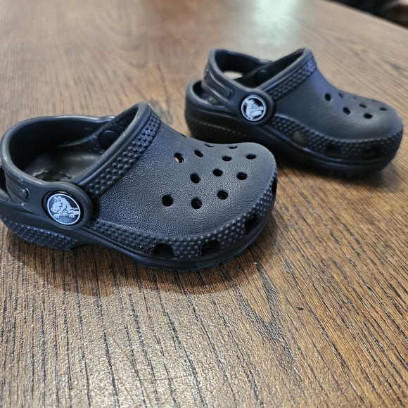 Crocs Classic Clog-T Black Infants Size 4C NEW - Picture 3 of 12